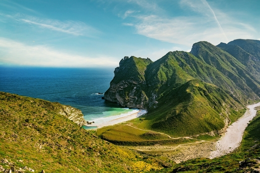 Omán Al Mughsail Salalah, Sultanate of Oman shutterstock_2129365