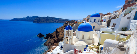 Řecko Kostel v Oia Santorini 1000x400px shutterstock_185862920.j