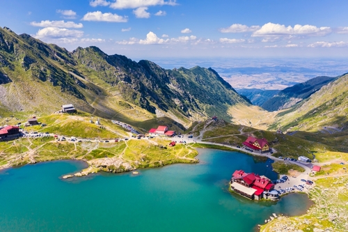 Rumunsko Bâlea Lake 500x334 shutterstock_2409121225.jpg