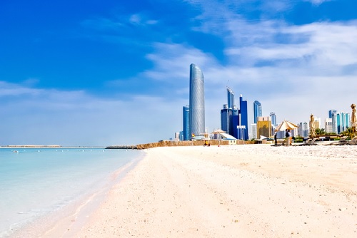 SAE Abú Dhabi 500x334 shutterstock_1220933836.jpg